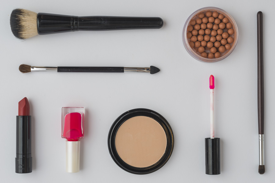 واردات لوازم آرایشی از چین